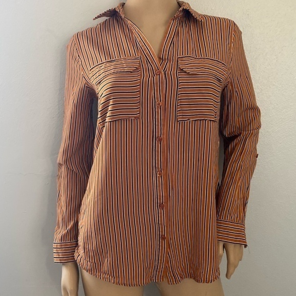 Mine size S women's button down shirt